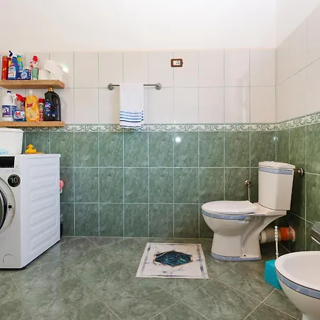 Kevin Βίλα Μπεράτ